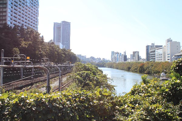 飯田橋　西口改札散歩